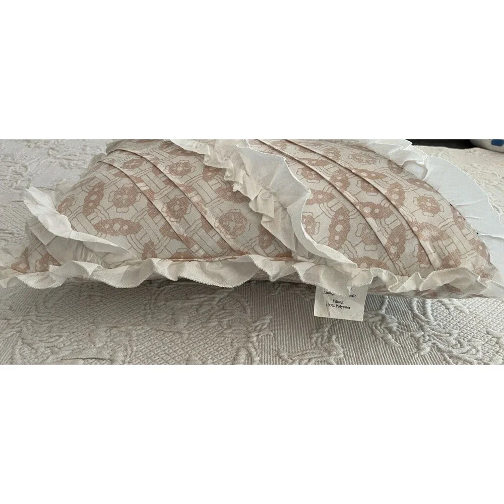 Madison Park Decorative Accent Pillow Beige / White Geometric Ruffle